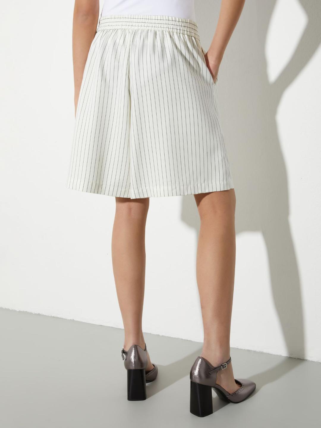 Shorts gessati in twill fluido | Max&Co Shorts gessati in twill fluido | Max&Co