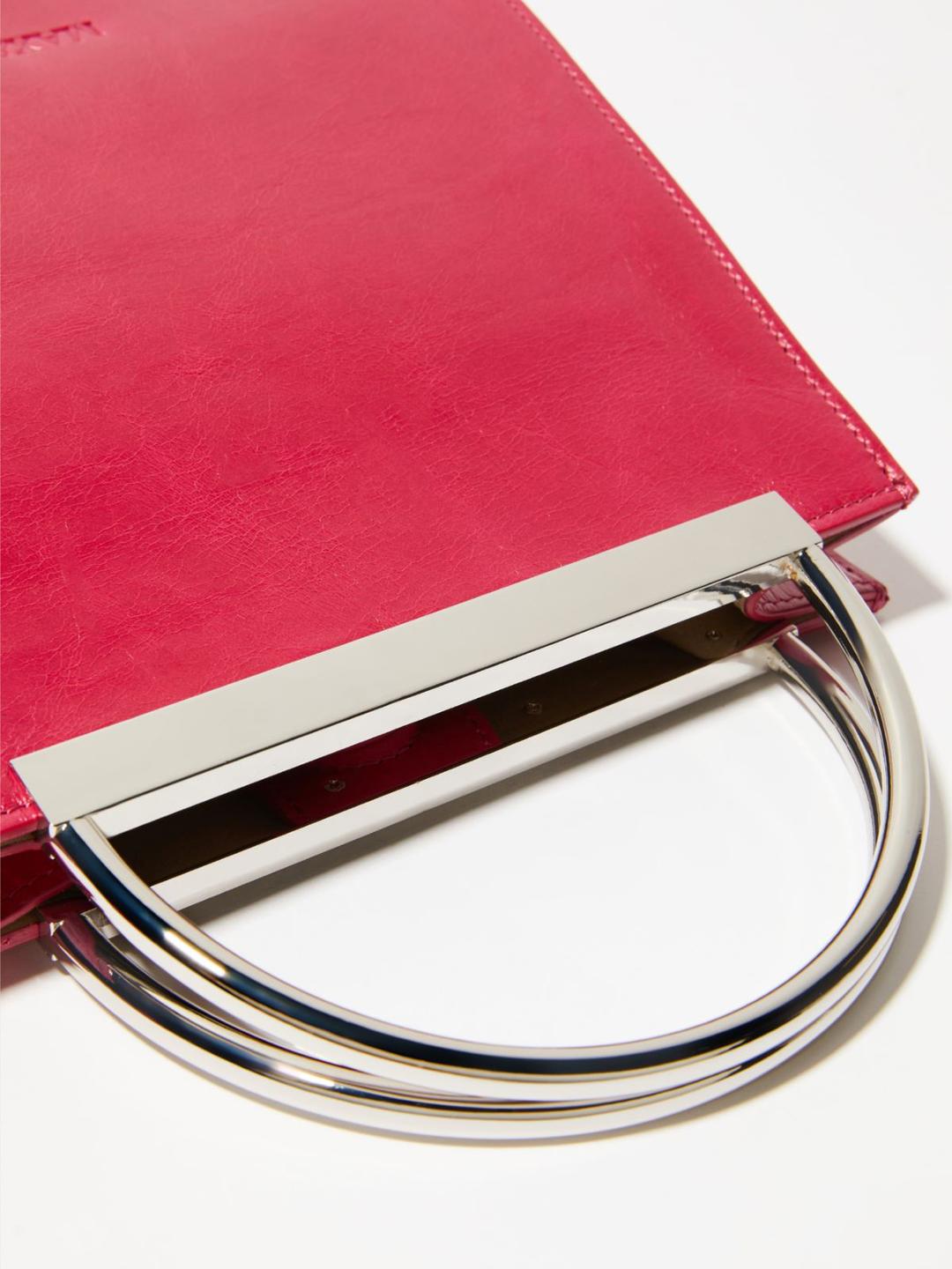 Borsa in pelle con manici in metallo | Max&Co Borsa in pelle con manici in metallo | Max&Co