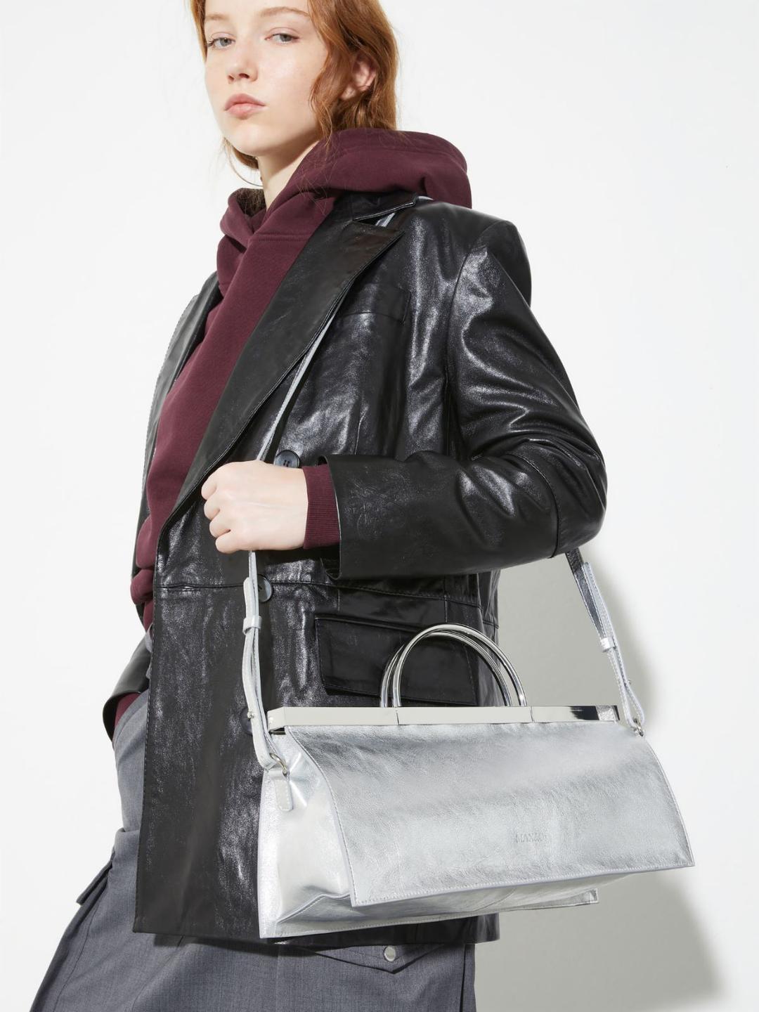 Borsa in pelle con manici in metallo | Max&Co Borsa in pelle con manici in metallo | Max&Co