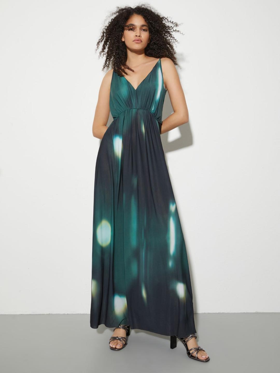 Abito lungo in jersey fluido | Max&Co Abito lungo in jersey fluido | Max&Co