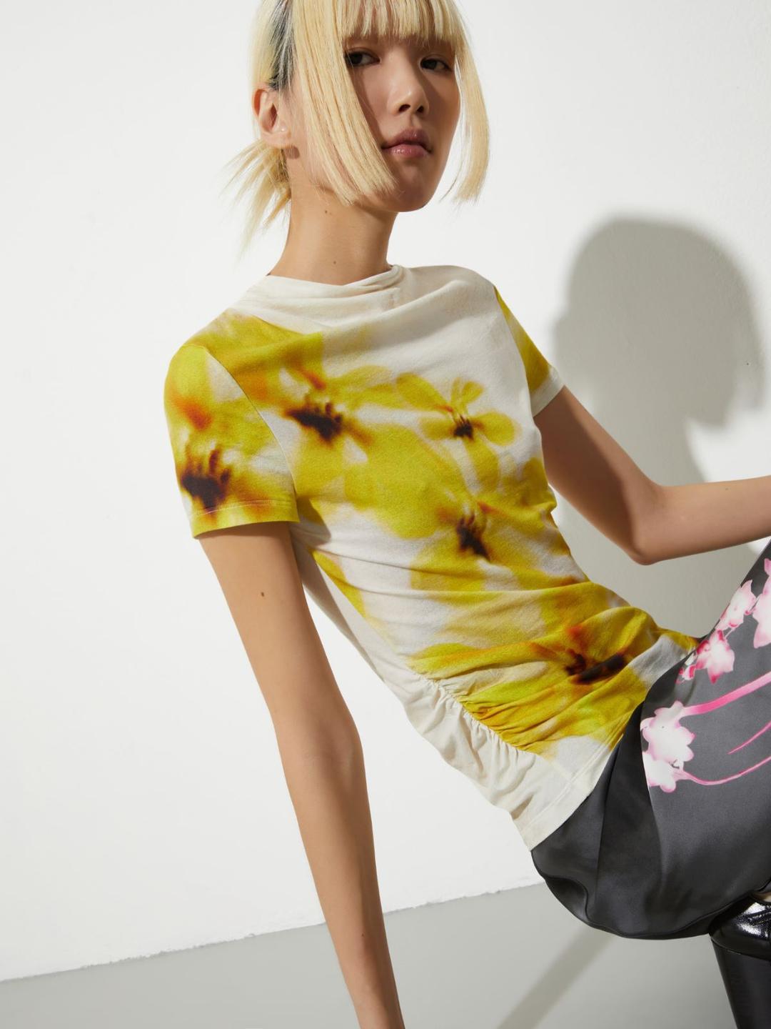 T-shirt stampata con drappeggi | Max&Co T-shirt stampata con drappeggi | Max&Co