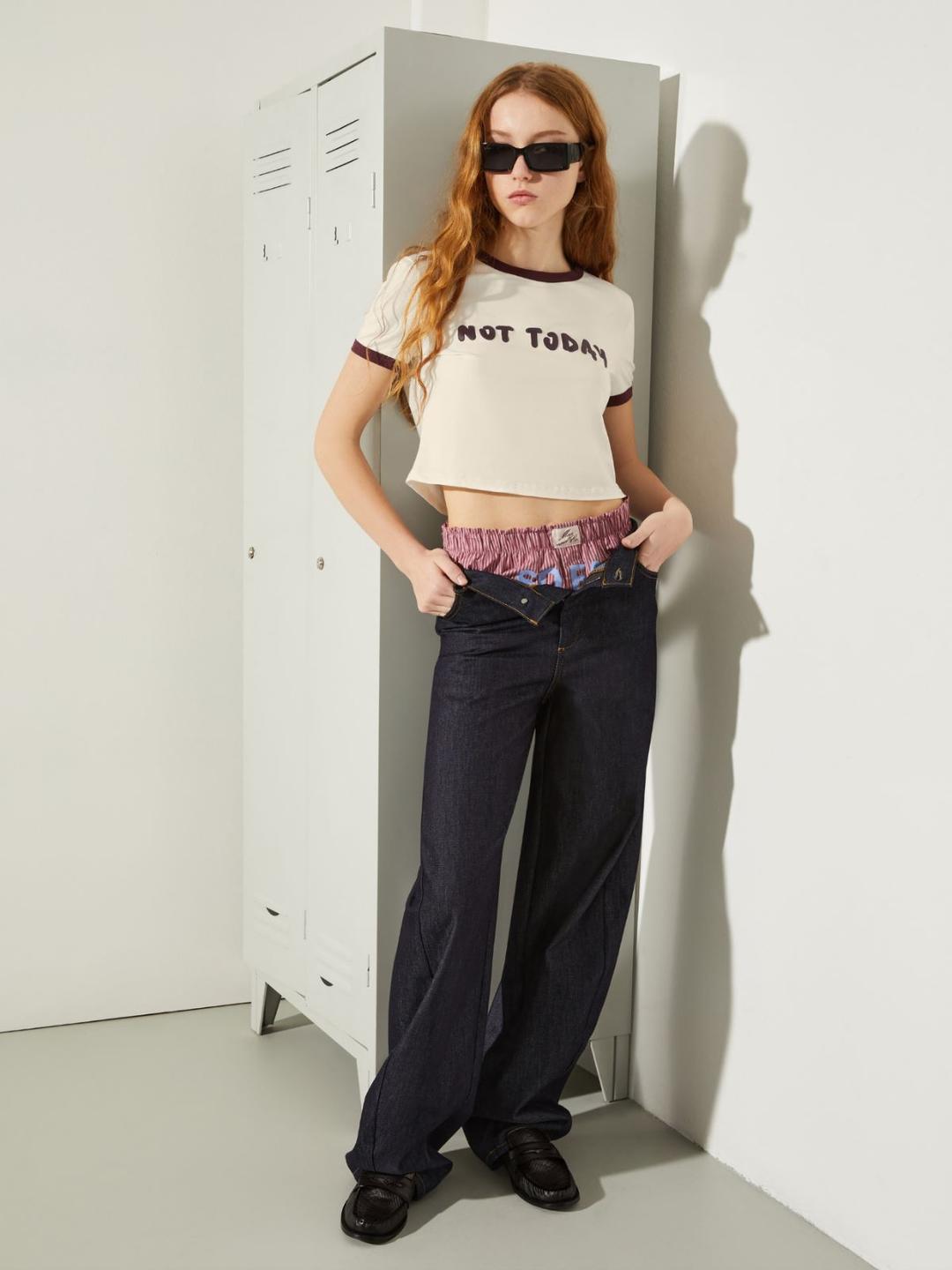 Crop T-shirt &Co.llaboration with P. Terzini | Max&Co Crop T-shirt &Co.llaboration with P. Terzini | Max&Co