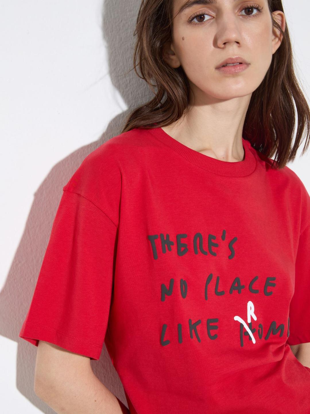 T-shirt boxy fit con lettering | Max&Co T-shirt boxy fit con lettering | Max&Co