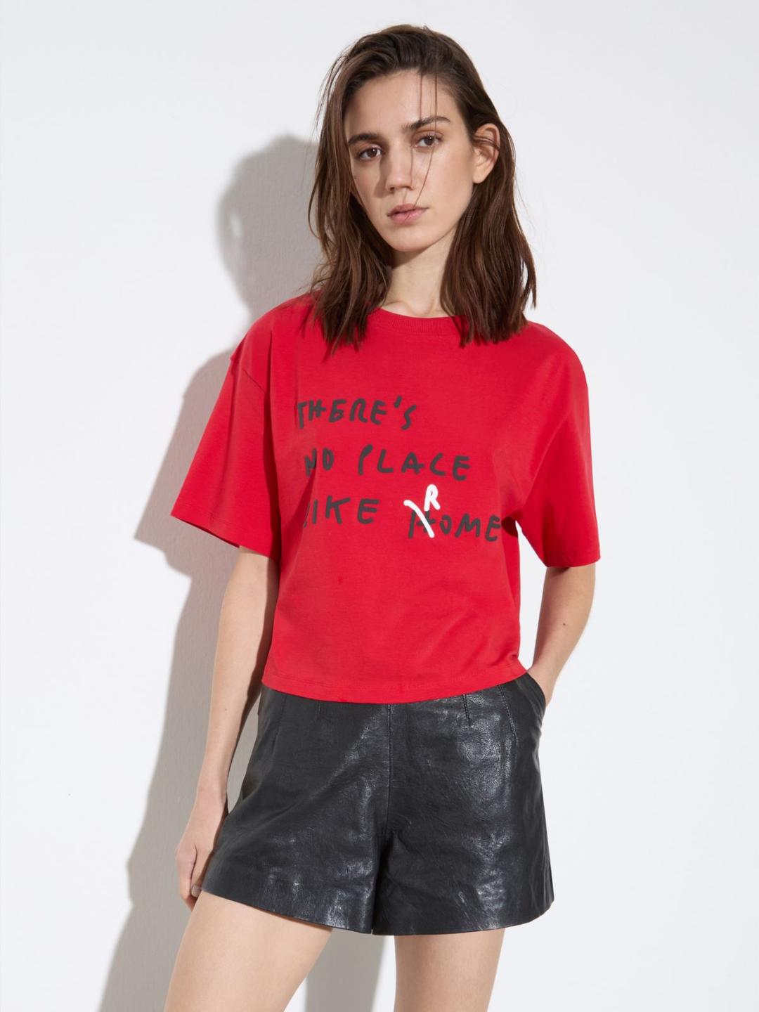 T-shirt boxy fit con lettering | Max&Co T-shirt boxy fit con lettering | Max&Co