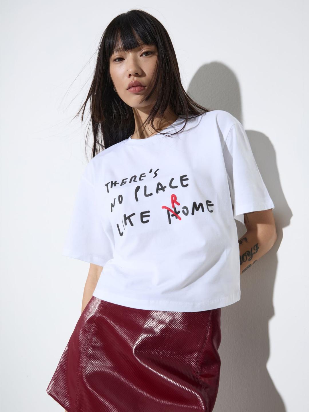 T-shirt boxy fit con lettering | Max&Co T-shirt boxy fit con lettering | Max&Co