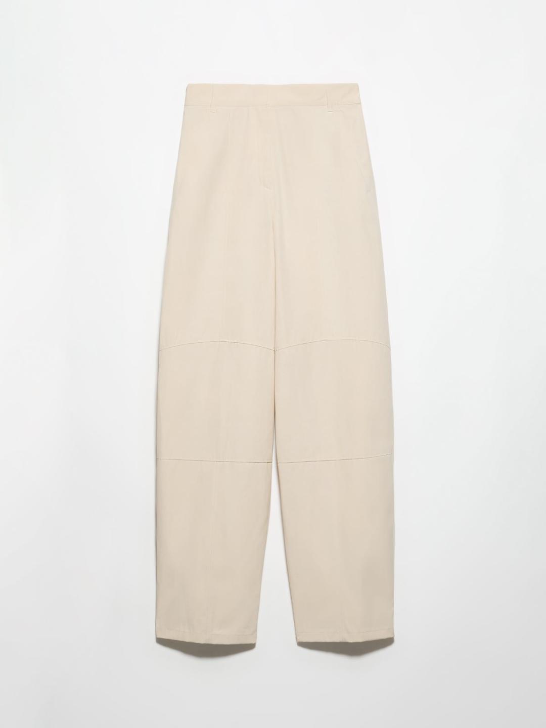 Pantaloni barrel leg in ottoman | Max&Co Pantaloni barrel leg beige in ottoman con vita regolare, gamba leggermente curva e tagli verticali al ginocchio, perfetti per outfit quotidiani. | Max&Co