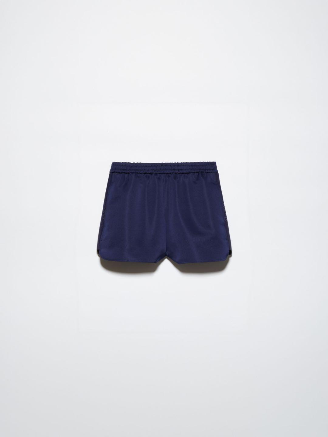Shorts in duchesse satin | Max&Co Shorts blu in duchesse satin con bande laterali in mesh elastico e logo gommato, vita con elastico interno e spacchetti arrotondati. | Max&Co