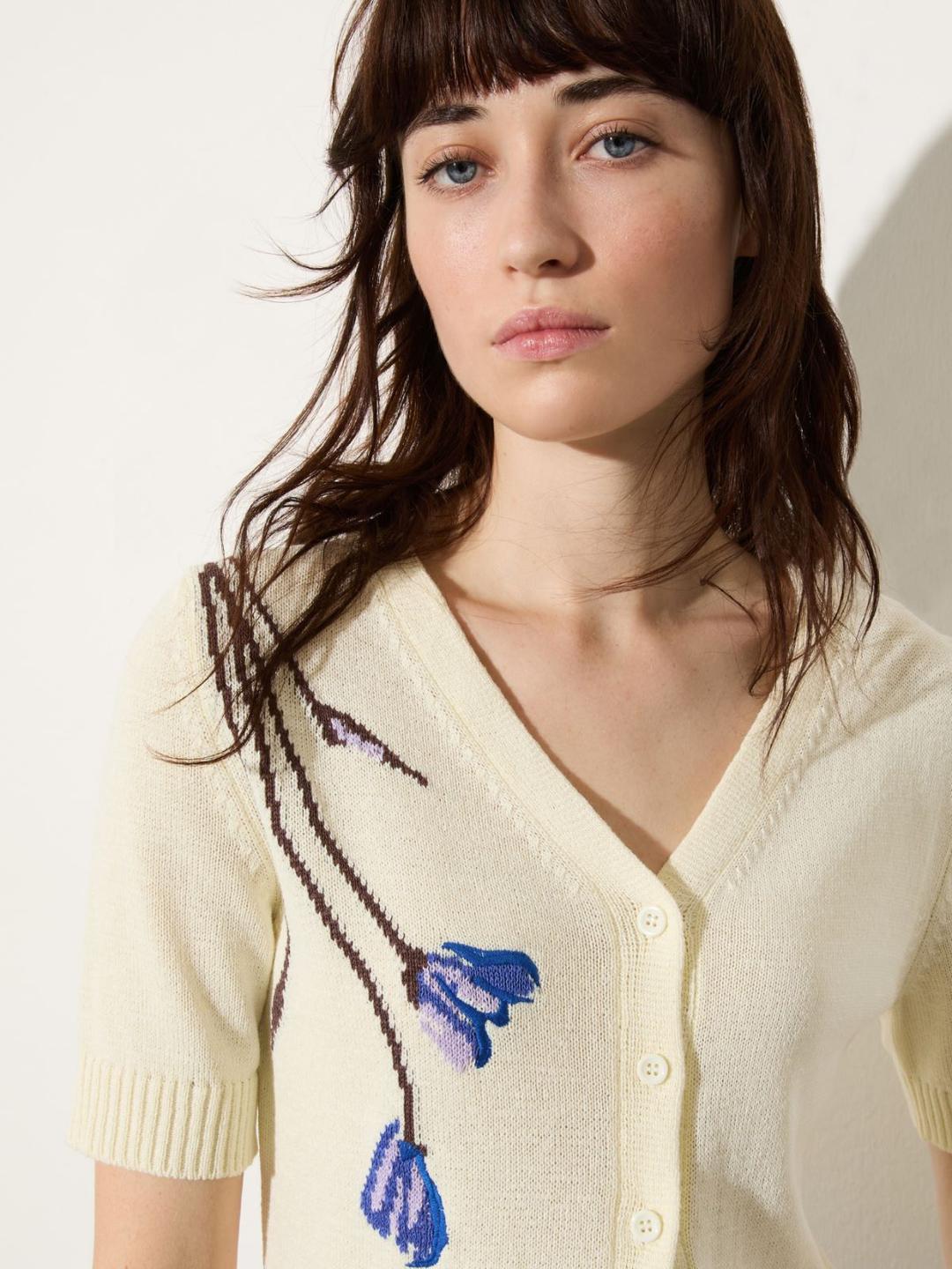 Cardigan con fiori ricamati | Max&Co Cardigan con fiori ricamati - vista alternativa - 14 | Max&Co