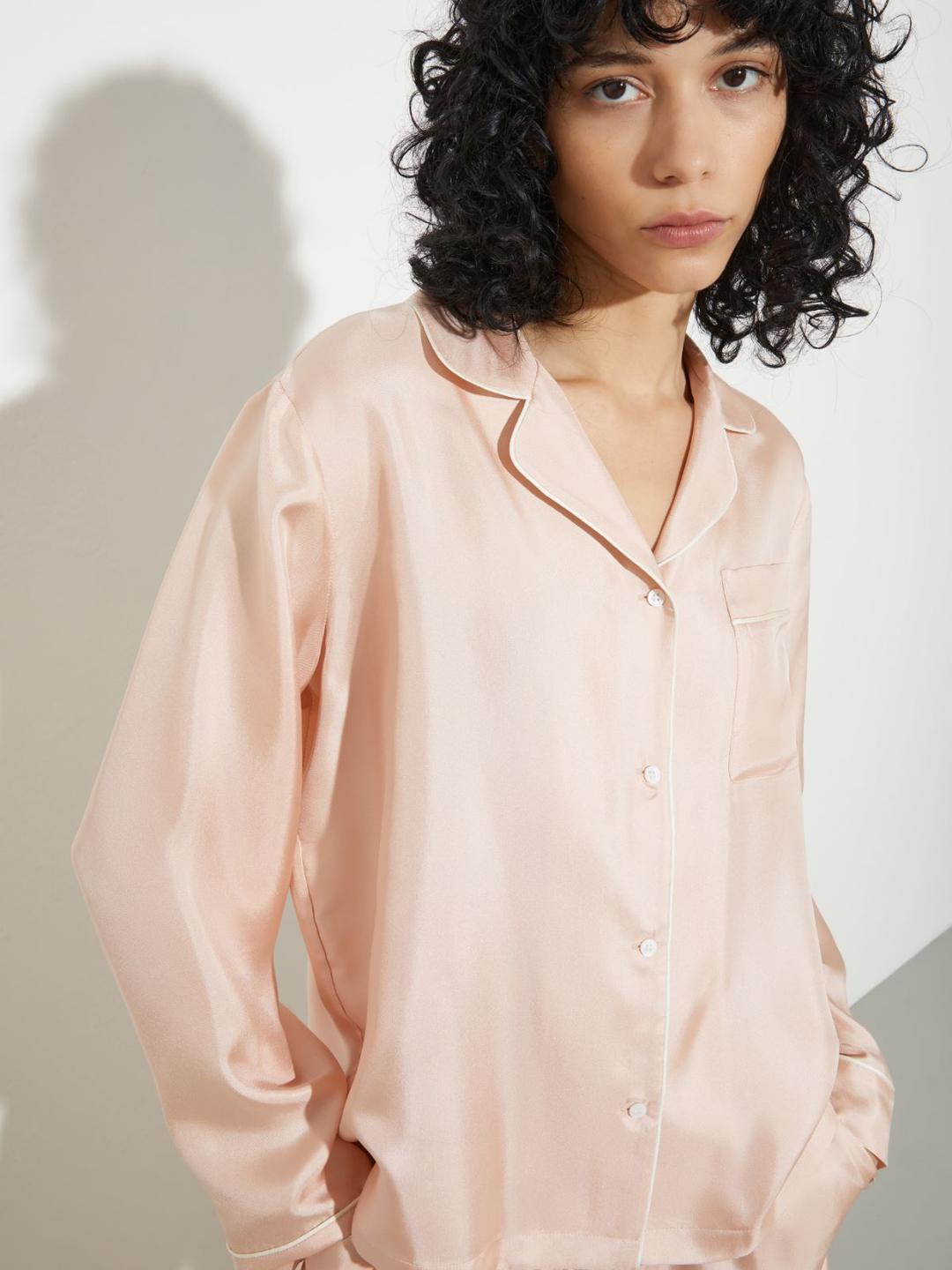 Camicia in seta 1-800 Gift Alert with Pietro Terzini | Max&Co Camicia in seta 1-800 Gift Alert with Pietro Terzini | Max&Co