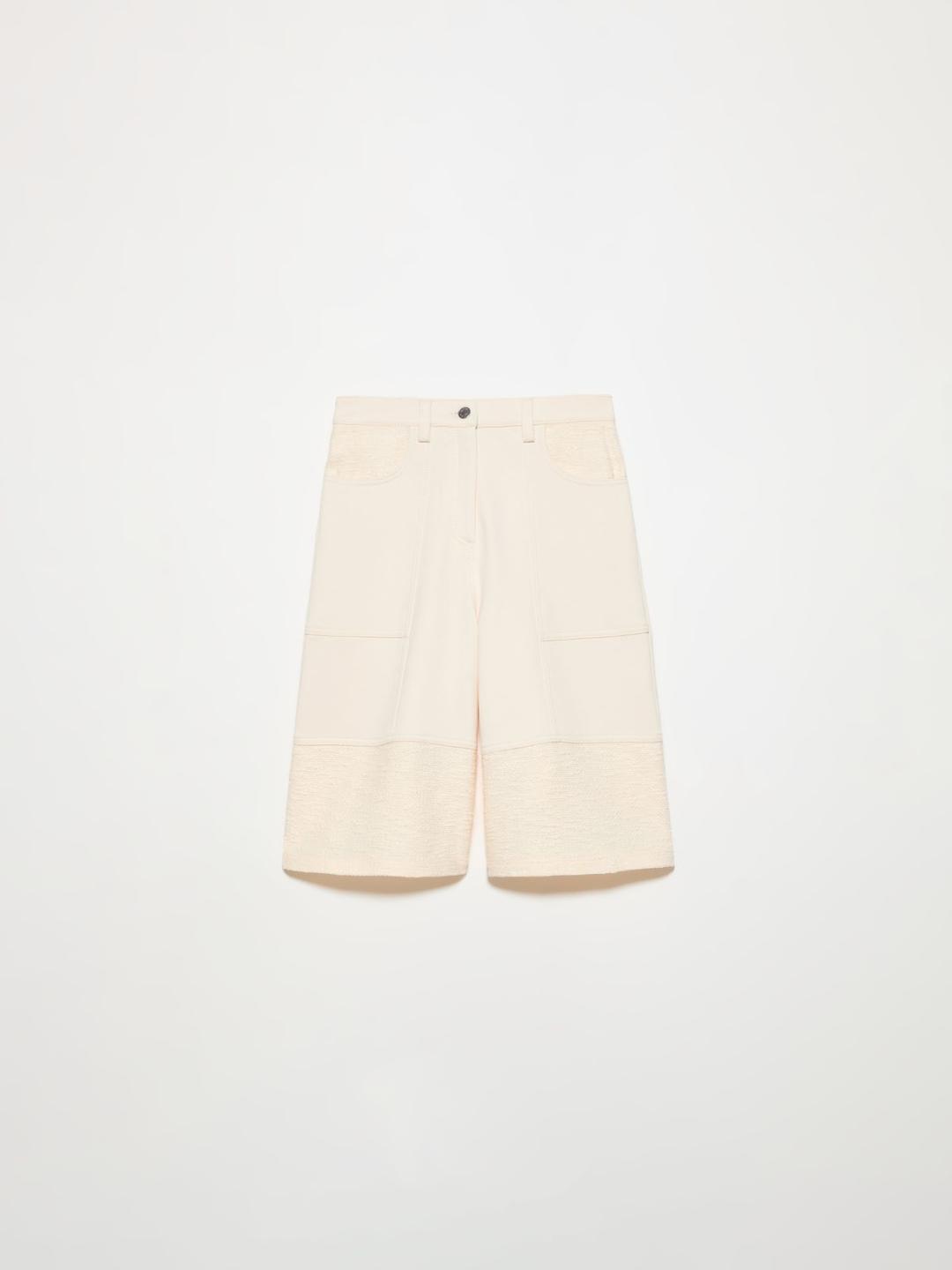Bermuda in felpa e stuoia | Max&Co Bermuda in felpa color latte con dettagli in tessuto a stuoia, vita regolare, tasche arrotondate e chiusura con zip nascosta e bottone in metallo. | Max&Co