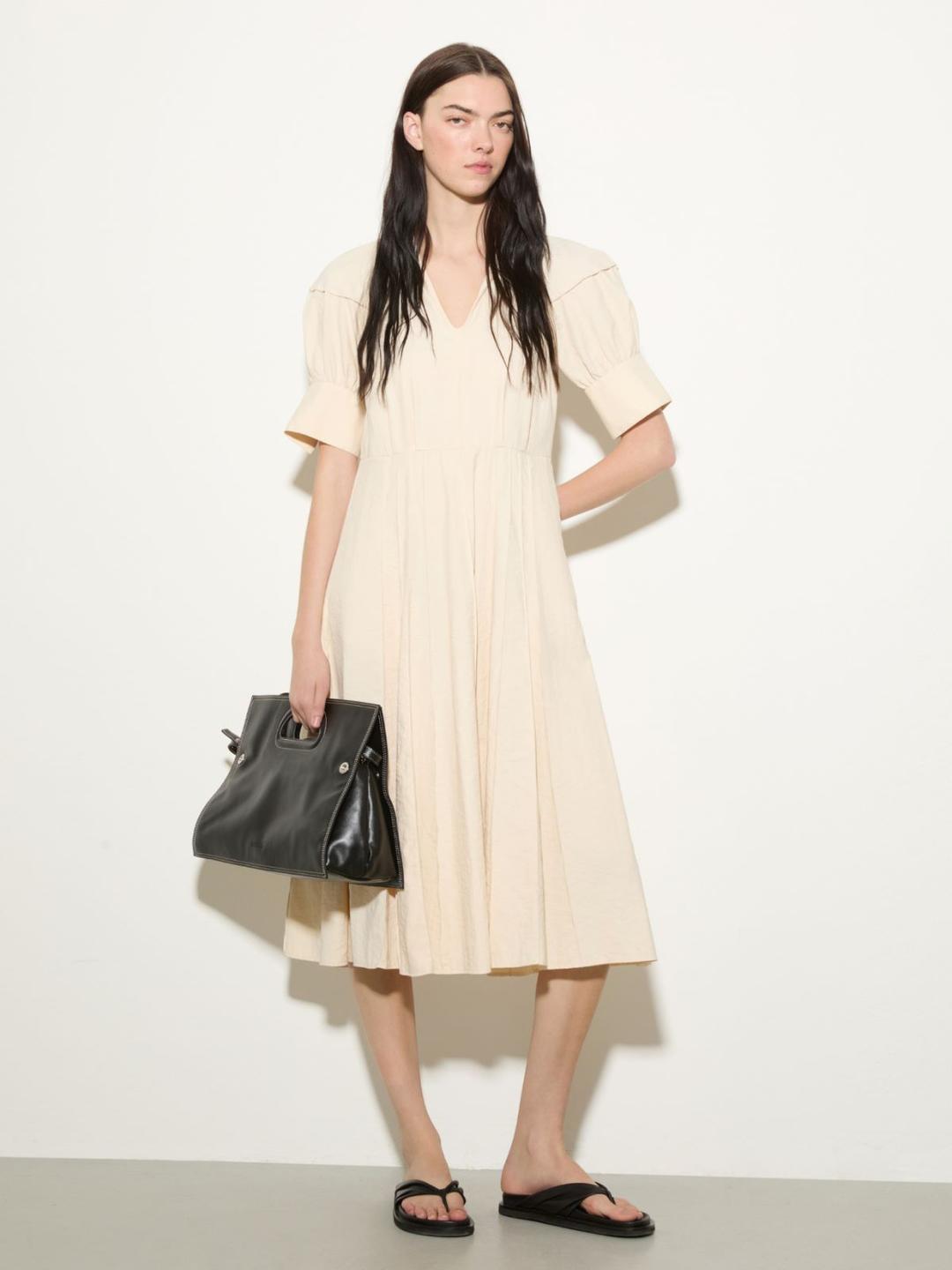 Abito fit & flare in nylon fluido | Max&Co Abito fit & flare in nylon fluido - vista alternativa - 19 | Max&Co