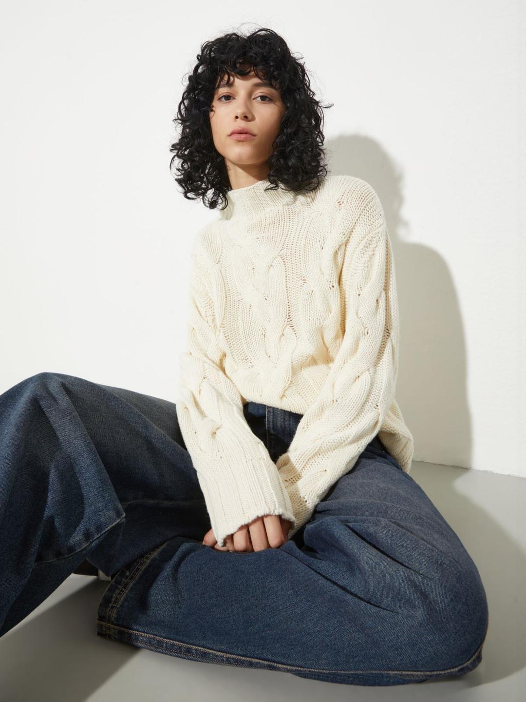 Pull a trecce P. Terzini &Co.llaboration | Max&Co Pull a trecce P. Terzini &Co.llaboration | Max&Co