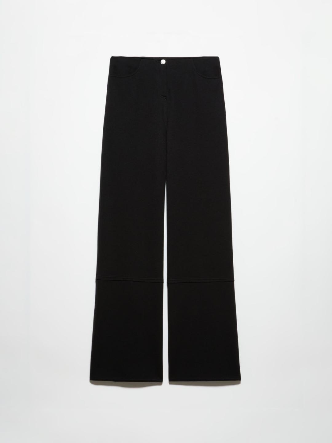 Pantaloni in felpa Sami Miró &Co.llaboration | Max&Co Pantaloni in felpa neri Sami Miró &Co.llaboration con vita particolare e taglio vivo effetto extension, gamba dritta e tasche arrotondate. | Max&Co