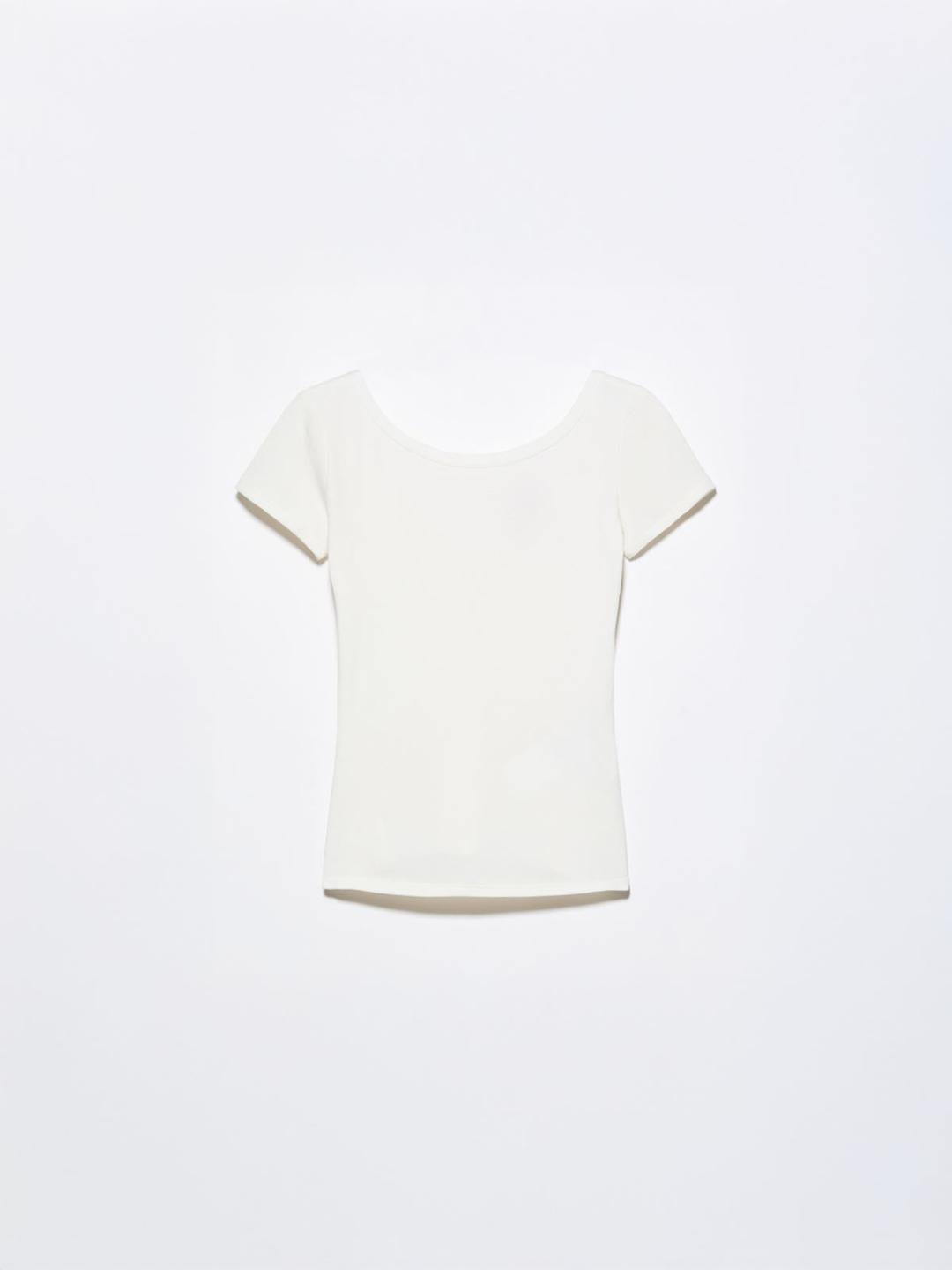 T-shirt slim in jersey comfort | Max&Co T-shirt slim bianca in jersey comfort con scollo arrotondato sul davanti e a V sul retro, perfetta per creare infiniti look. | Max&Co