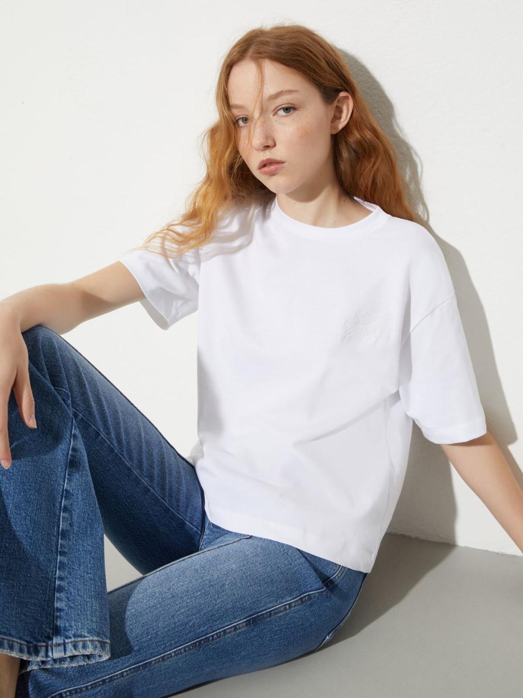 T-shirt ricamata P. Terzini &Co.llaboration | Max&Co T-shirt ricamata P. Terzini &Co.llaboration | Max&Co