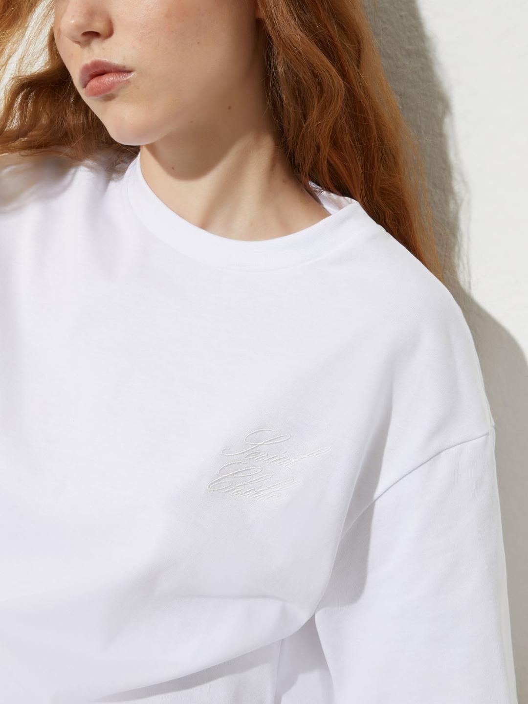 T-shirt ricamata P. Terzini &Co.llaboration | Max&Co T-shirt ricamata P. Terzini &Co.llaboration | Max&Co