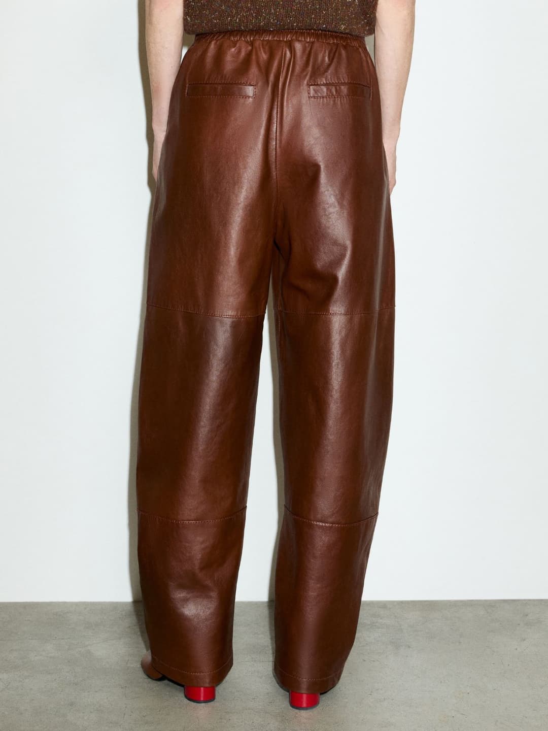 Pantaloni barrel leg in nappa | Max&Co Pantaloni barrel leg in nappa - vista alternativa - 17 | Max&Co