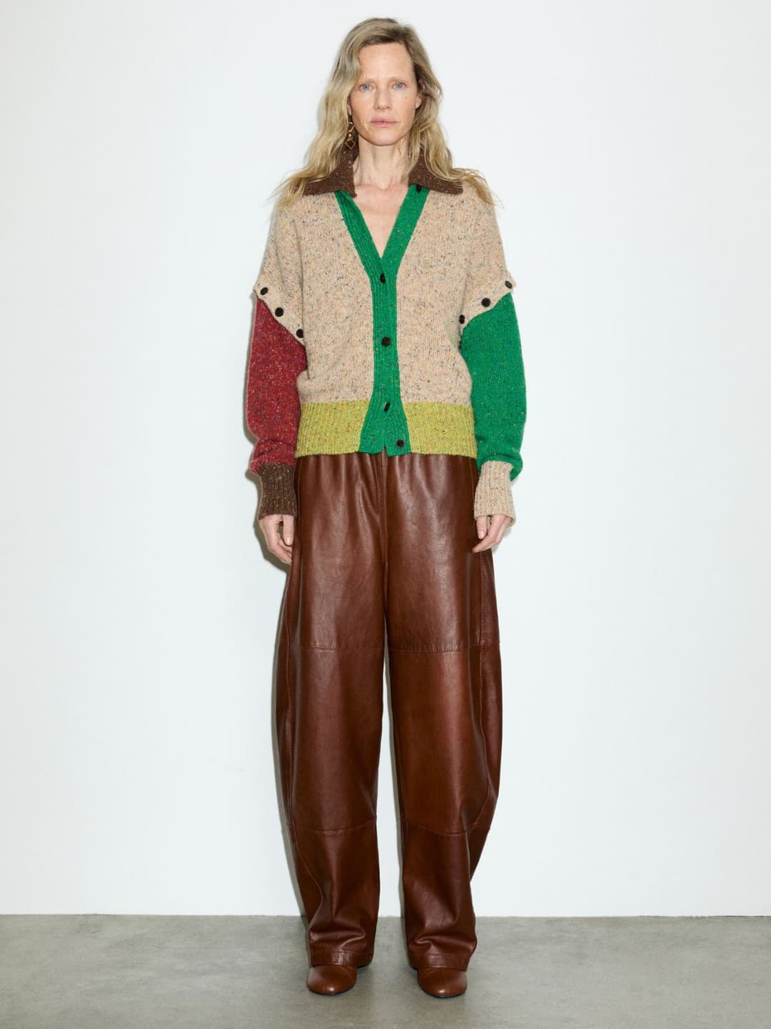 Pantaloni barrel leg in nappa | Max&Co Pantaloni barrel leg in nappa - vista alternativa - 17 | Max&Co