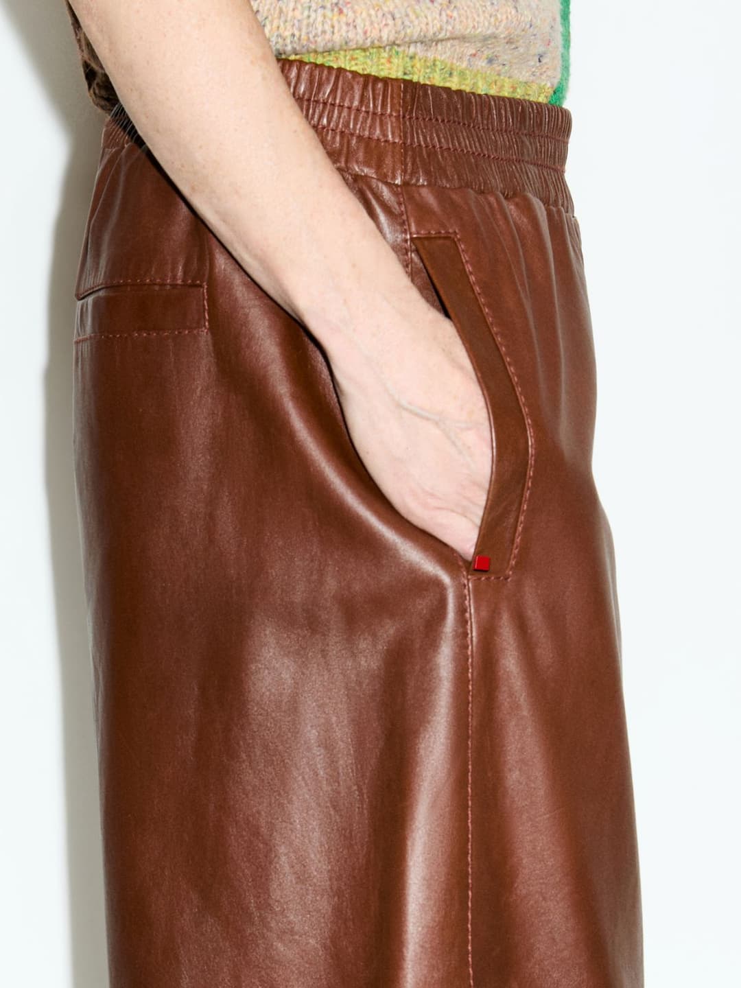 Pantaloni barrel leg in nappa | Max&Co Pantaloni barrel leg in nappa - vista alternativa - 17 | Max&Co