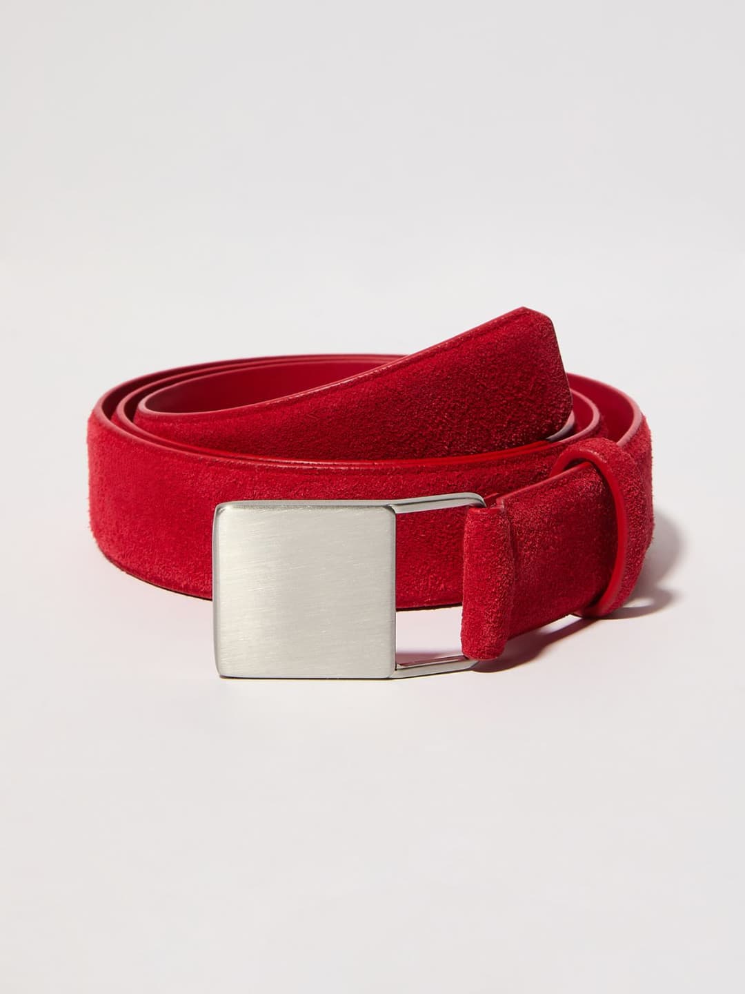 Cintura in pelle scamosciata | Max&Co Cintura in pelle scamosciata rossa da donna con fibbia in metallo satinato dal design squadrato iconico, altezza 3 cm. | Max&Co