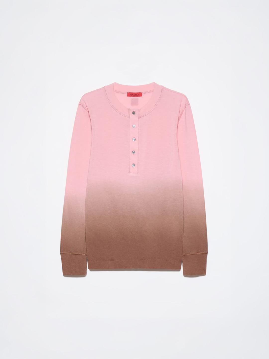 Serafino in jersey fluido | Max&Co Serafino da donna in jersey fluido con sfumatura rosa-marrone, girocollo e abbottonatura profonda, rifinita con red square MAX&Co. | Max&Co
