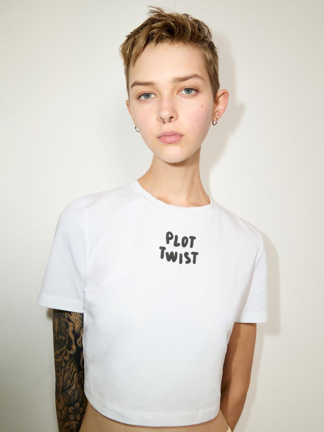 Cropped T-shirt con lettering | Max&Co Cropped T-shirt con lettering - vista alternativa - 5 | Max&Co