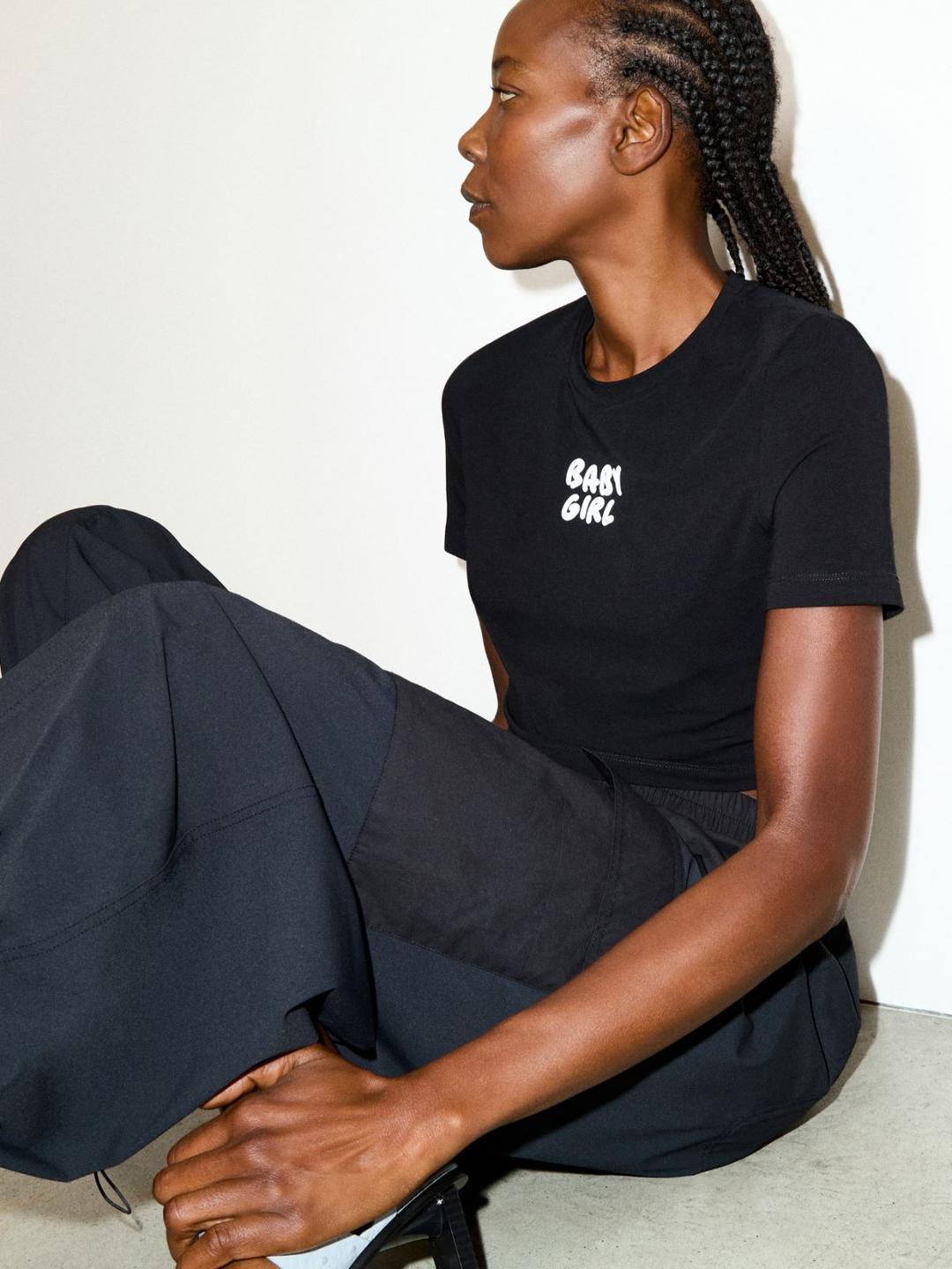 Cropped T-shirt con lettering | Max&Co Cropped T-shirt con lettering - vista alternativa - 3 | Max&Co