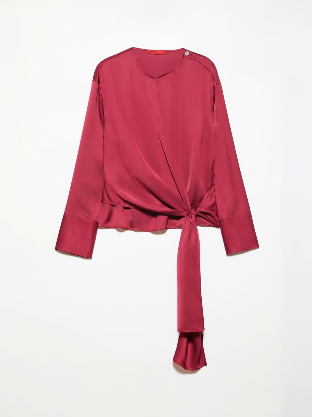 Blusa in raso con nodo | Max&Co Blusa in raso color ciliegia con nodo sul davanti, maniche lunghe e bottone gioiello su una spalla. | Max&Co
